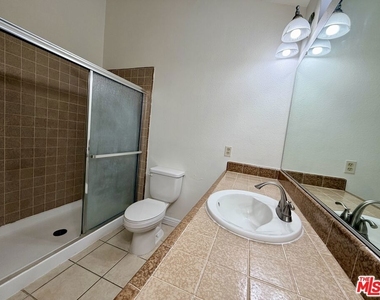 31 Eastern Avenue - Photo Thumbnail 28