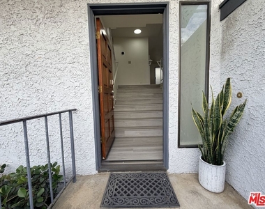 31 Eastern Avenue - Photo Thumbnail 3