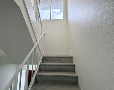 31 Eastern Avenue - Photo Thumbnail 18