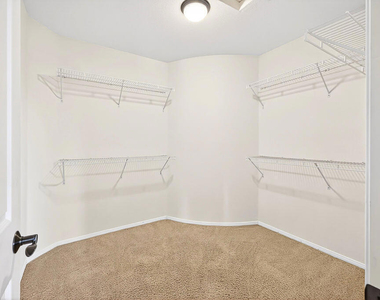 41 Vista Mirage Way - Photo Thumbnail 10