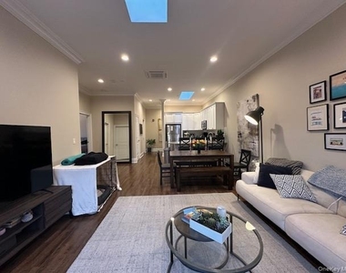 50-2k Stewart Avenue - Photo Thumbnail 3