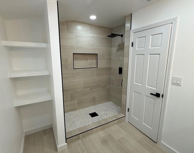 24 Kimberly Court - Photo Thumbnail 10
