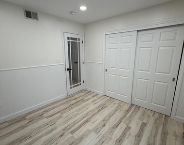 24 Kimberly Court - Photo Thumbnail 16