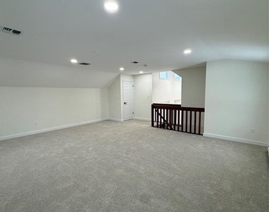 24 Kimberly Court - Photo Thumbnail 5