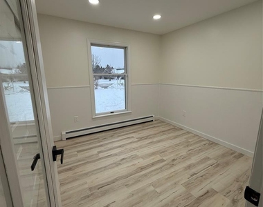 24 Kimberly Court - Photo Thumbnail 15