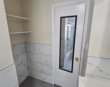 13724 228th Street - Photo Thumbnail 14