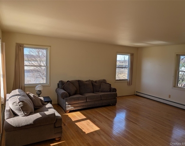 21 Maloney Lane - Photo Thumbnail 4