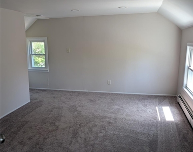 21 Maloney Lane - Photo Thumbnail 9