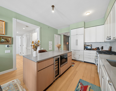 50 W 30th Street - Photo Thumbnail 5