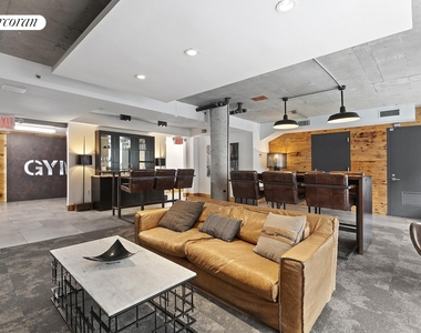 247 N 7th Street - Photo Thumbnail 12