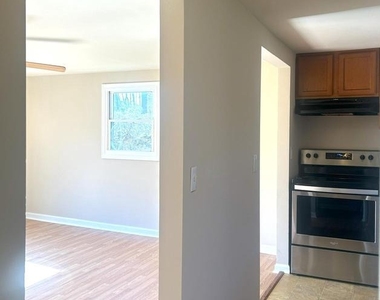 90 Charles Way - Photo Thumbnail 2
