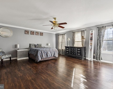2958 Myrtlewood Drive - Photo Thumbnail 8