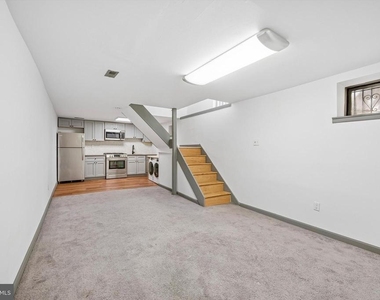 2036 Mount Vernon Street - Photo Thumbnail 6