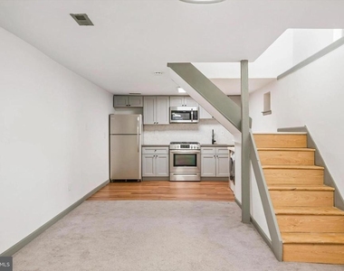 2036 Mount Vernon Street - Photo Thumbnail 7