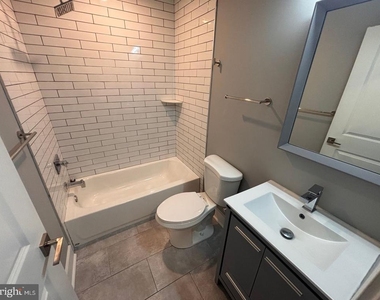 3255 Ridge Avenue - Photo Thumbnail 5