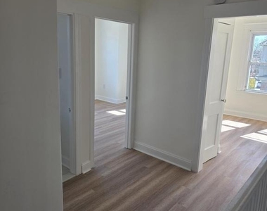 5901 Belmar Terrace - Photo Thumbnail 9