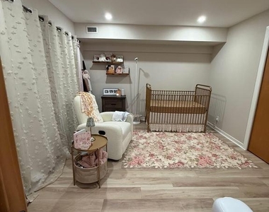 7 N Columbus Boulevard - Photo Thumbnail 25
