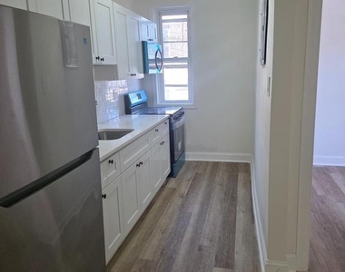 5901 Belmar Terrace - Photo Thumbnail 6