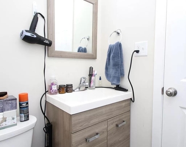 1515 N Bouvier Street - Photo Thumbnail 21