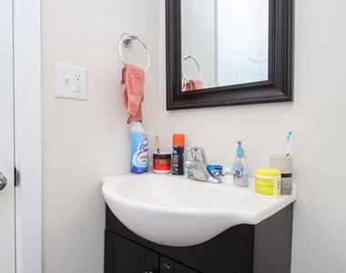 1515 N Bouvier Street - Photo Thumbnail 10