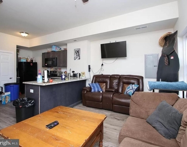 1515 N Bouvier Street - Photo Thumbnail 3