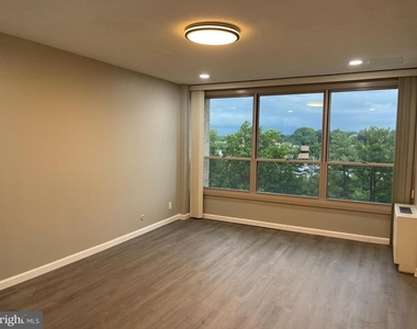 1001 City Avenue - Photo Thumbnail 4