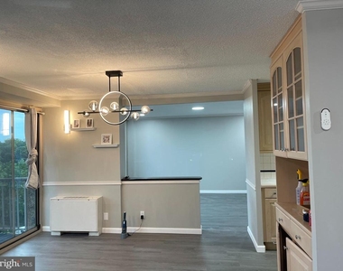 1001 City Avenue - Photo Thumbnail 7