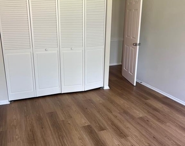4610 Acton Court - Photo Thumbnail 21
