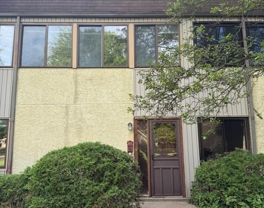 4610 Acton Court - Photo Thumbnail 3