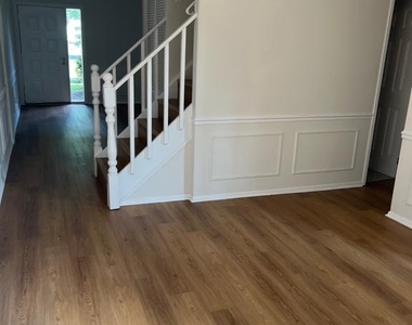 4610 Acton Court - Photo Thumbnail 9