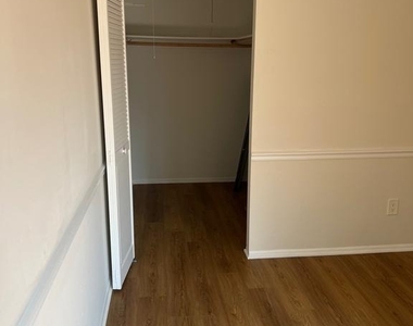 4610 Acton Court - Photo Thumbnail 24