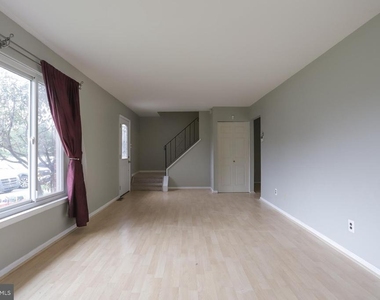 1940 Arrowood Drive - Photo Thumbnail 2