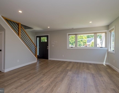 92 Pennwood Drive - Photo Thumbnail 1