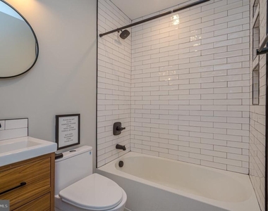 92 Pennwood Drive - Photo Thumbnail 13