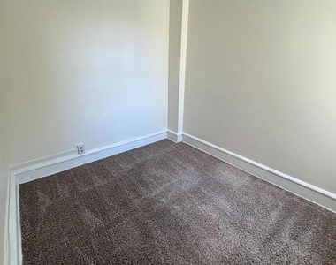 917 Koehler Street - Photo Thumbnail 10