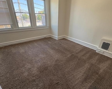 917 Koehler Street - Photo Thumbnail 12