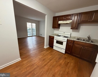 16 Iroquois Drive - Photo Thumbnail 1