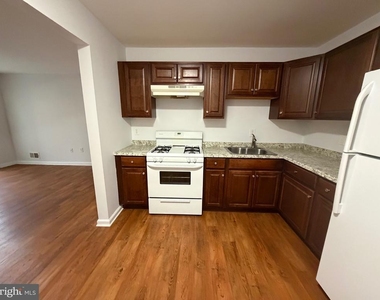 16 Iroquois Drive - Photo Thumbnail 2