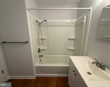 16 Iroquois Drive - Photo Thumbnail 11
