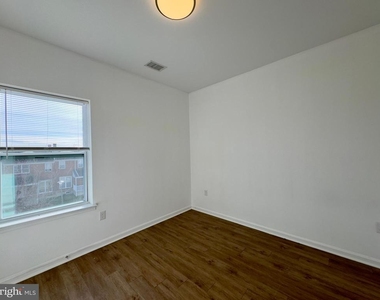 5908 Arizona Avenue - Photo Thumbnail 11