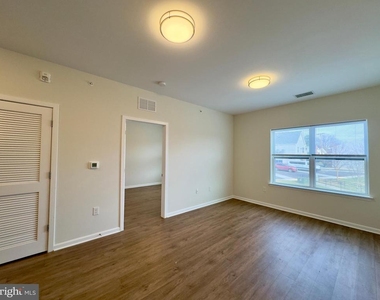5610 Bucknell Road - Photo Thumbnail 2