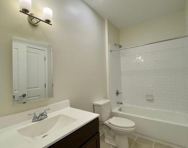 4909 Hamilton Avenue - Photo Thumbnail 11