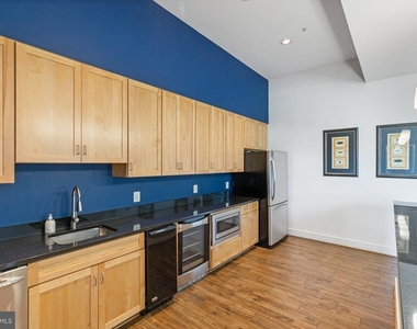 414 Water Street - Photo Thumbnail 33