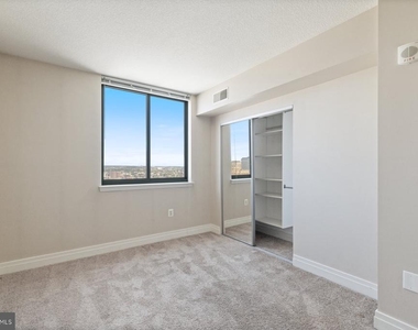 414 Water Street - Photo Thumbnail 20