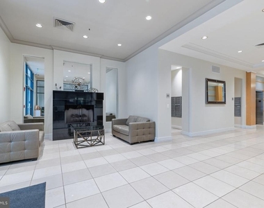 414 Water Street - Photo Thumbnail 37