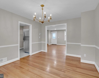 5520 Sagra Road - Photo Thumbnail 9