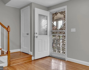 5520 Sagra Road - Photo Thumbnail 4