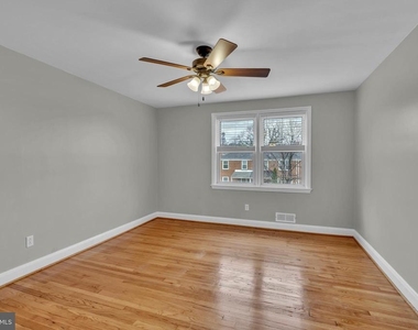 5520 Sagra Road - Photo Thumbnail 17