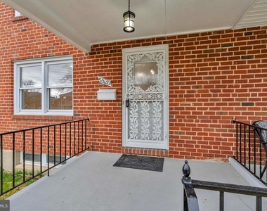 5520 Sagra Road - Photo Thumbnail 3