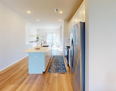 3485 Cormorant Drive - Photo Thumbnail 5